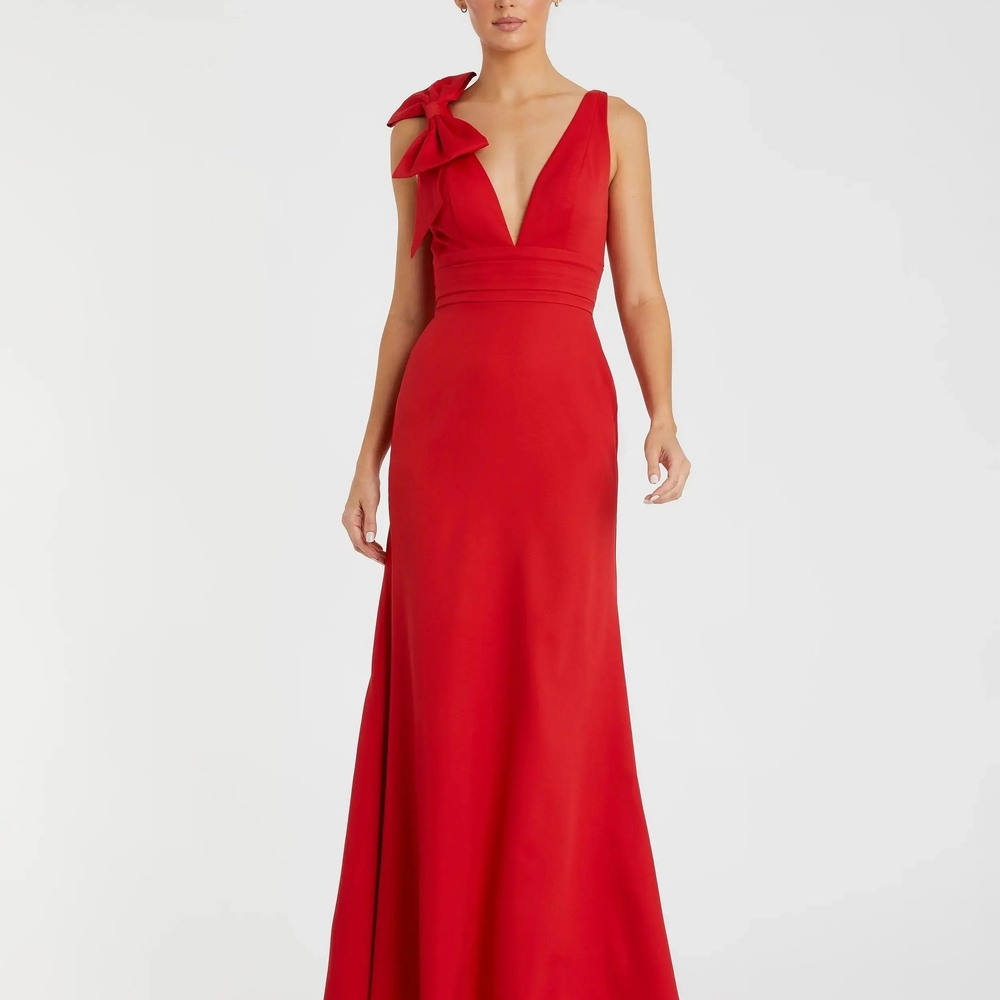 Mac Duggal Red Sleeveless V Neck Bow Detail Mermaid Gown